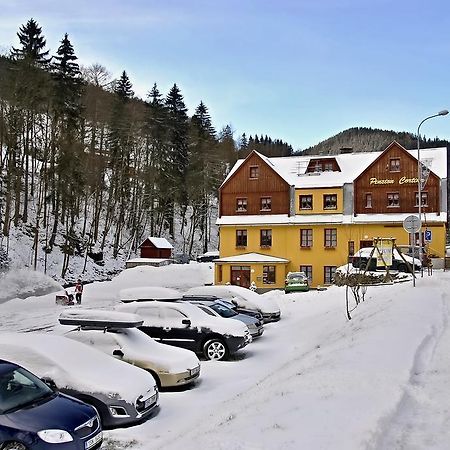 Pension Cortina เปตส์ปอตสเนซโค ภายนอก รูปภาพ